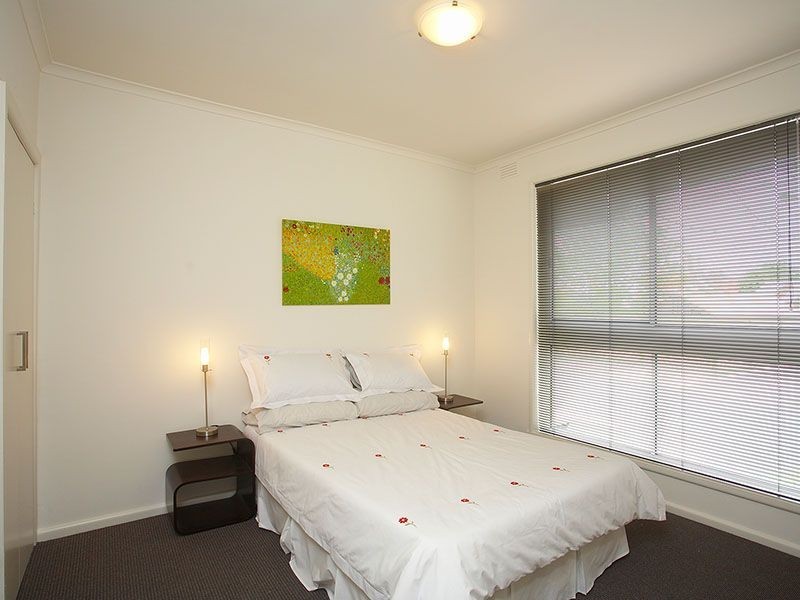 1/23 Fitzgibbon Avenue, Brunswick West VIC 3055