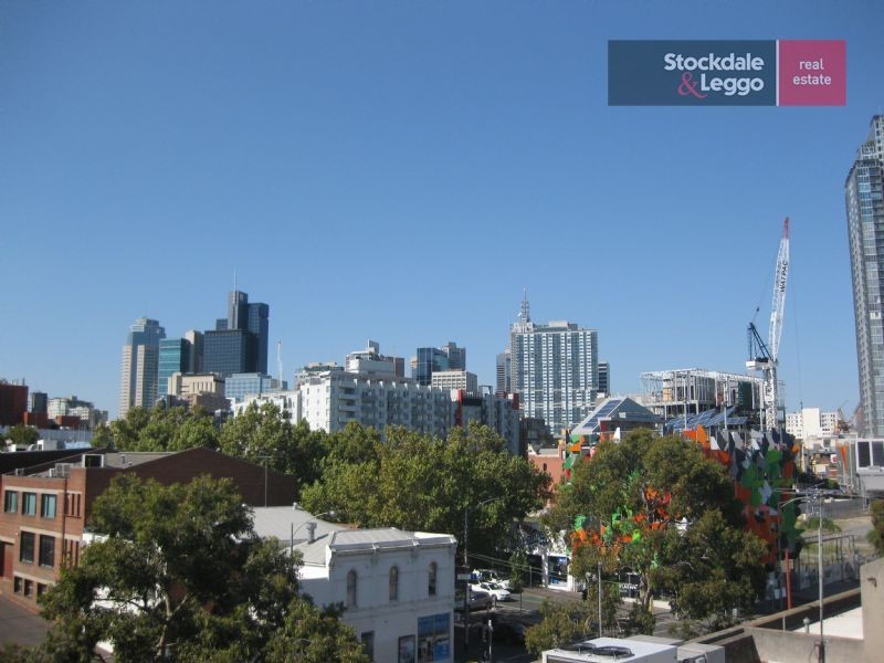32/117-121 Bouverie Street, Carlton VIC 3053