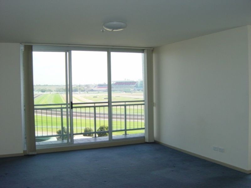 B501/70 Speakman Street, Kensington VIC 3031