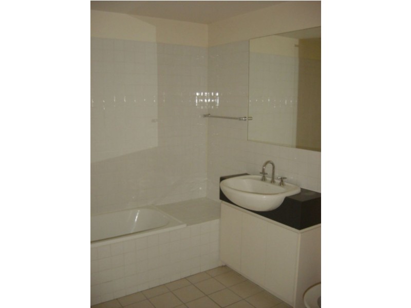 B501/70 Speakman Street, Kensington VIC 3031