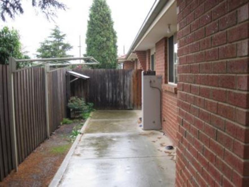 2/1 Asling Street, Preston VIC 3072