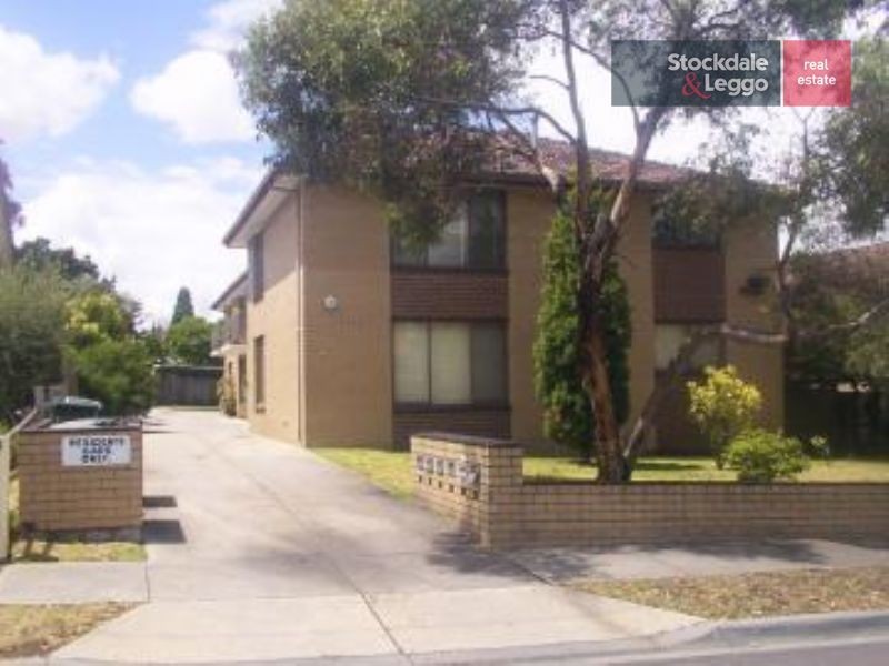 1/4 Balmoral Street, Essendon VIC 3040