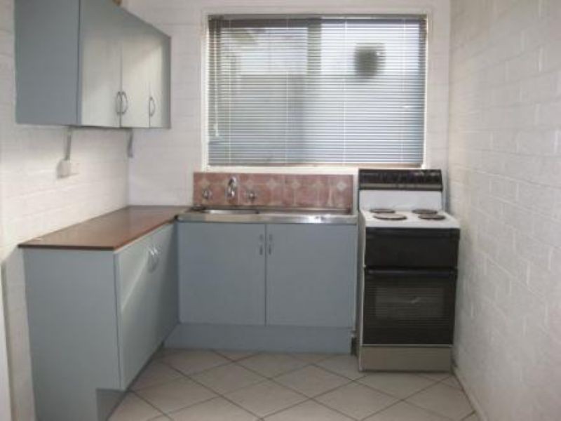 12/12 Salisbury Street, Glenroy VIC 3046