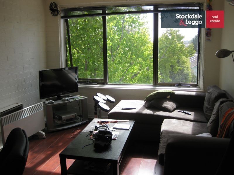 11/12 Salisbury Street, Glenroy VIC 3046