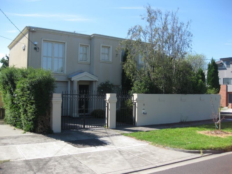 16 Collings Court, Pascoe Vale VIC 3044