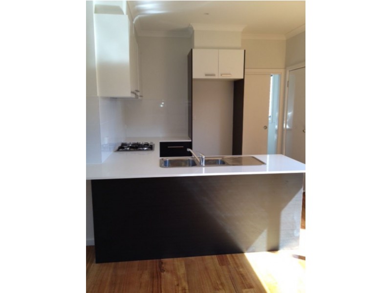 2/7 Winifred Street, Oak Park VIC 3046