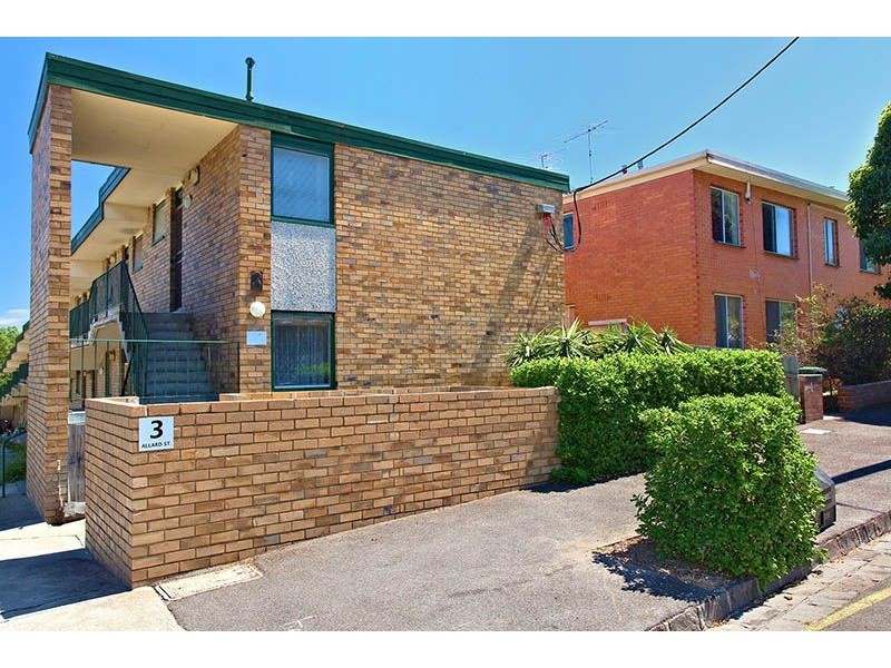 11/3 Allard Street, Brunswick West VIC 3055