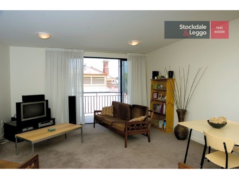 8/357 Rathdowne Street, Carlton VIC 3053