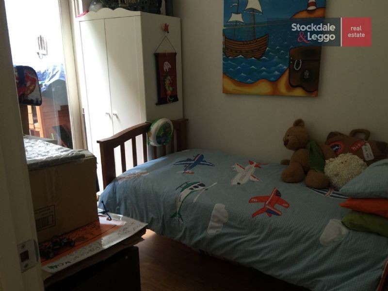 5/27 The Grove, Coburg VIC 3058