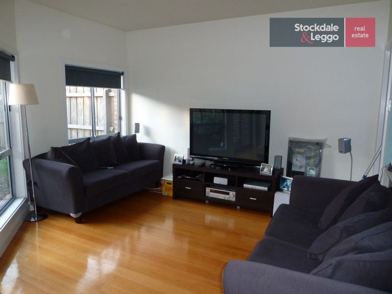 1/132 Emmaline Street, Northcote VIC 3070