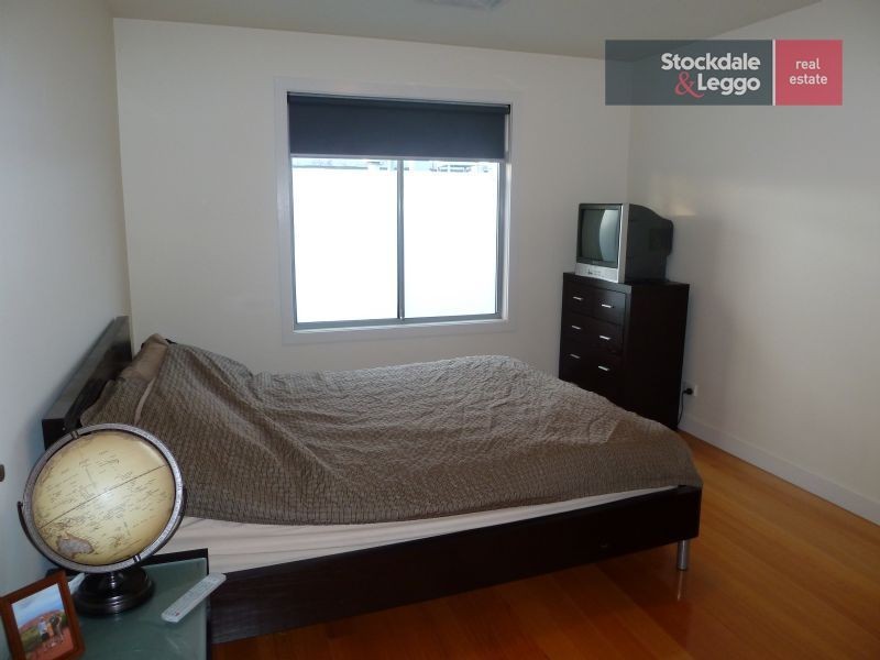 1/132 Emmaline Street, Northcote VIC 3070