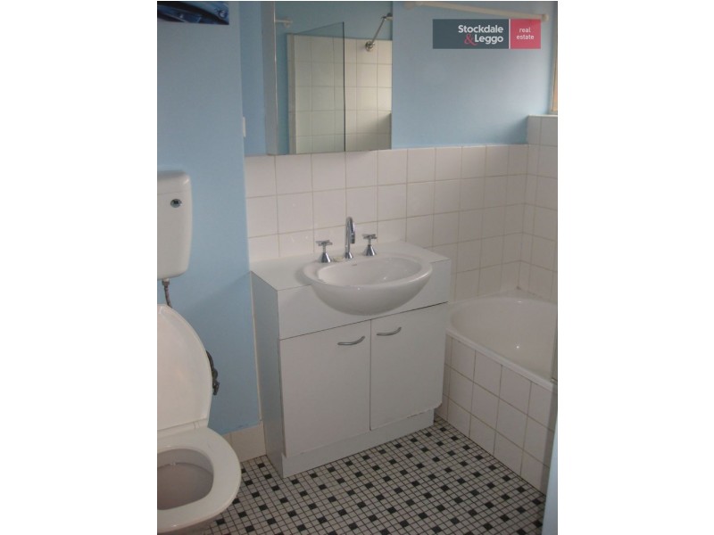 2/12 Garton Street, Carlton North VIC 3054