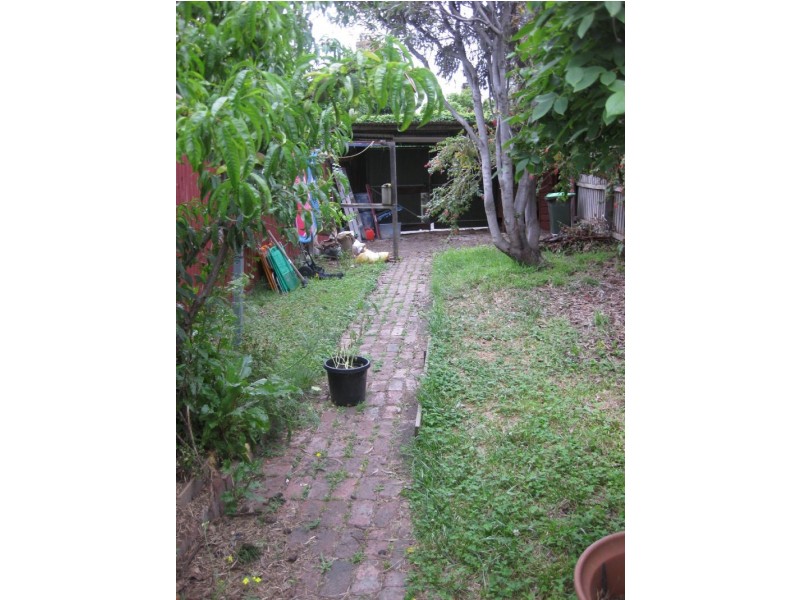 13 Bennie Street, Brunswick VIC 3056