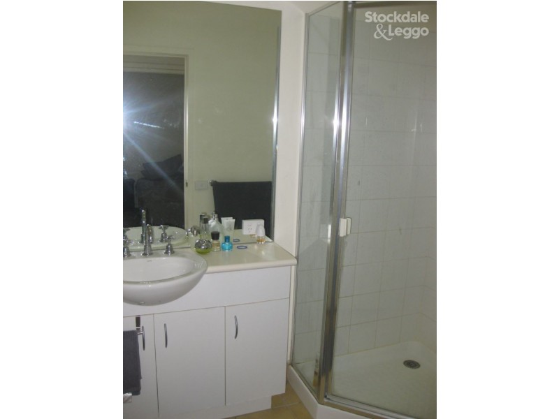 2503/570 Lygon Street, Carlton VIC 3053