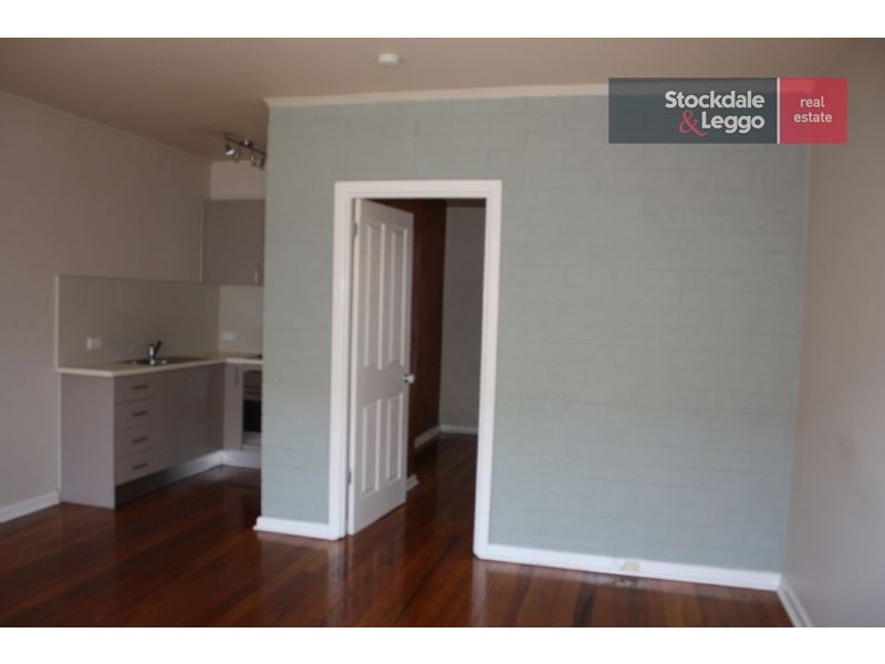 4/11 Toward Street, Murrumbeena VIC 3163