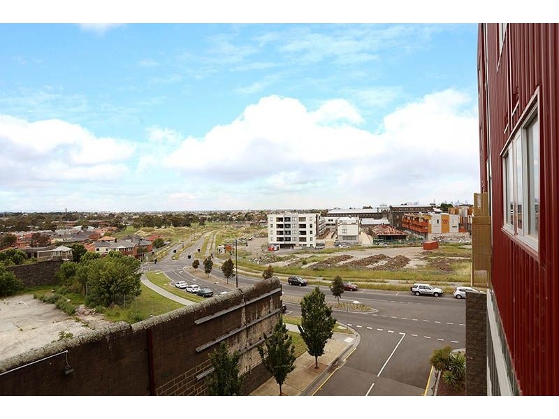 220/19 Pentridge Boulevard, Coburg VIC 3058