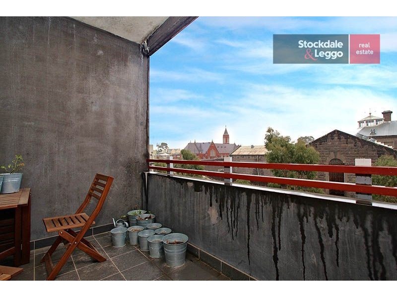 205/19 Pentridge Blvd, Coburg VIC 3058