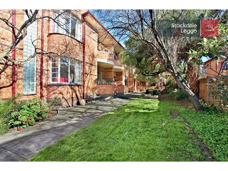 9/887 Drummond Street, Carlton North VIC 3054