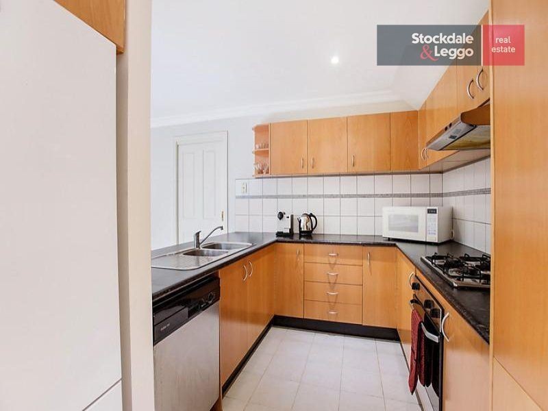 2/34 Bolingbroke Street, Pascoe Vale VIC 3044