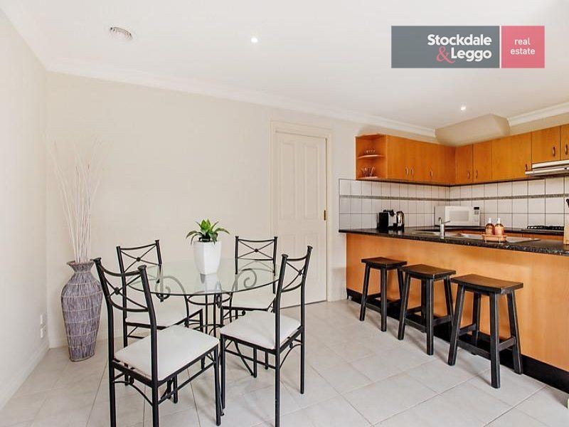 2/34 Bolingbroke Street, Pascoe Vale VIC 3044