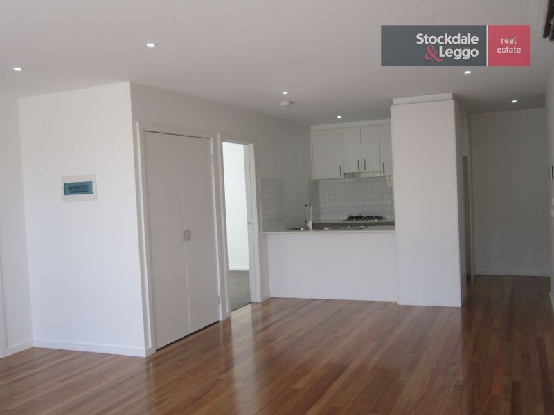 4/14A Bent Street, Brunswick West VIC 3055