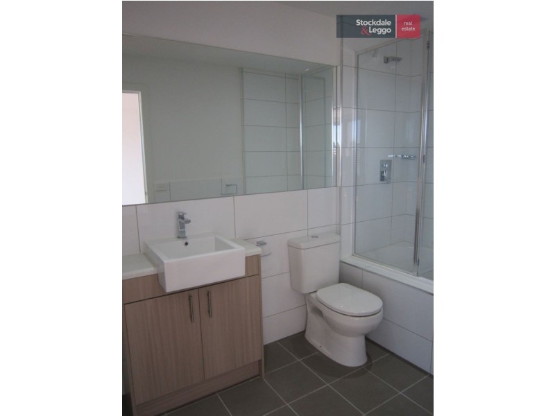 8/14A Bent Street, Brunswick West VIC 3055