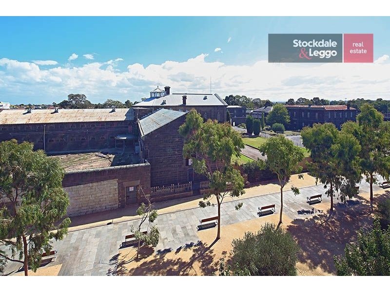 307/19 Pentridge Blvd, Coburg VIC 3058