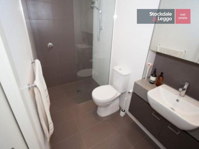 18/17 Eucalyptus Drive, Maidstone VIC 3012