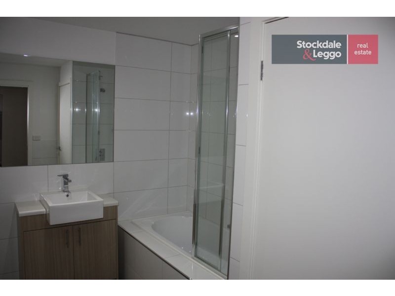 2/14A Bent Street, Brunswick West VIC 3055