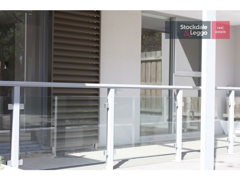 2/14A Bent Street, Brunswick West VIC 3055