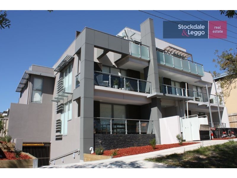 8/14A Bent Street, Brunswick West VIC 3055