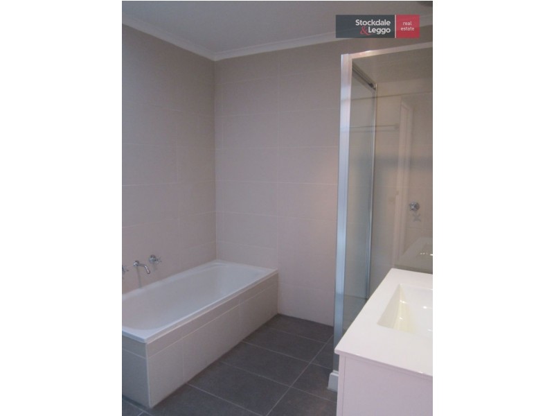 4/24 Fashion Parade, Broadmeadows VIC 3047