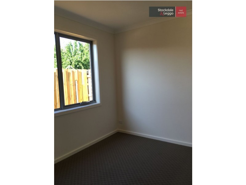 3/4 Pershing Street, Reservoir VIC 3073