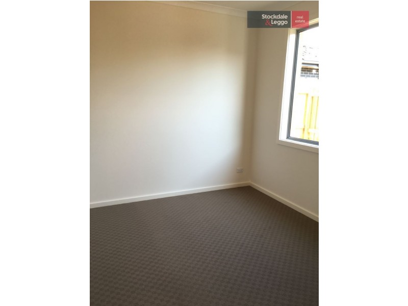 3/4 Pershing Street, Reservoir VIC 3073