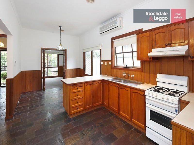 12 Kinross Street, Pascoe Vale VIC 3044