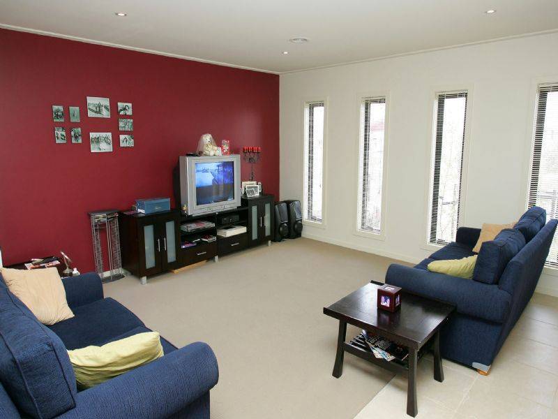 23 Orlando Drive, Roxburgh Park VIC 3064