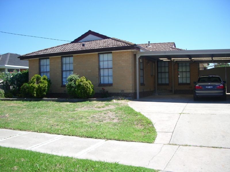 7 Rossdale Street, Craigieburn VIC 3064