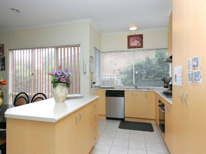 12 Gardenia Close , Craigieburn VIC 3064