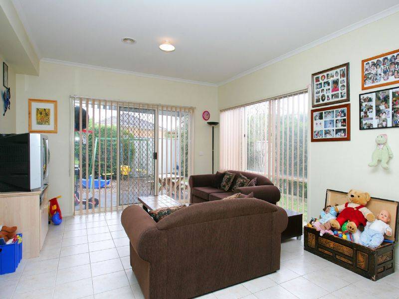 12 Gardenia Close , Craigieburn VIC 3064