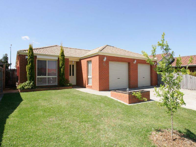 30 Serpens Court , Roxburgh Park VIC 3064