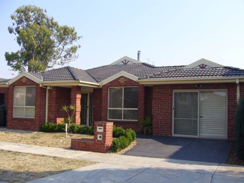 9 Armstrong Court, Roxburgh Park VIC 3064