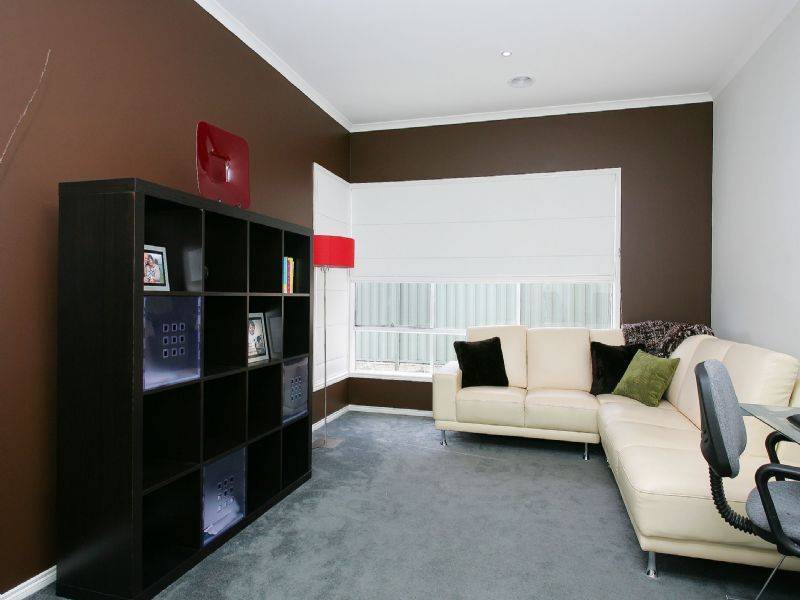 13 Swinburne Close, Craigieburn VIC 3064