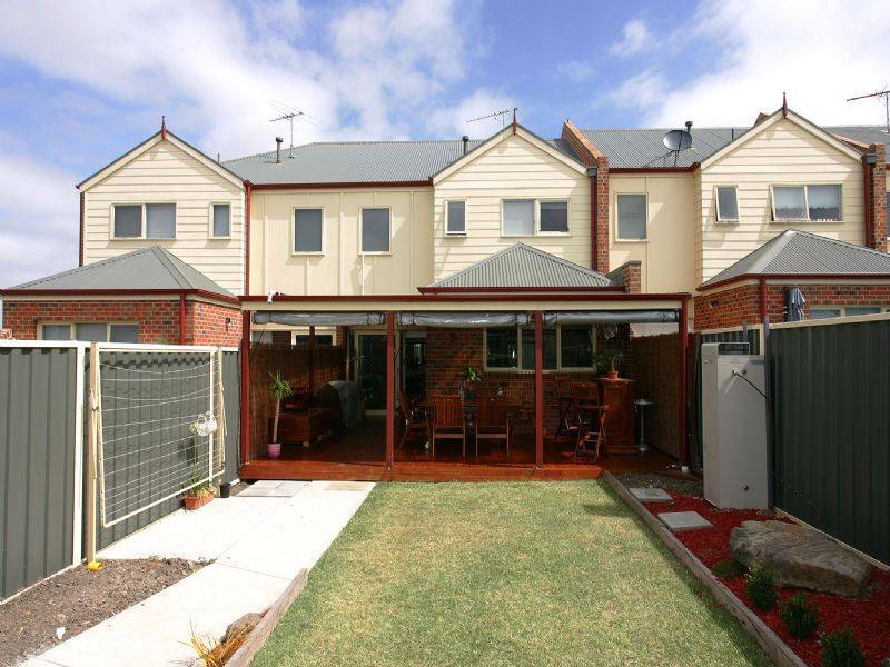 3 Meadowbank Lane, Craigieburn VIC 3064