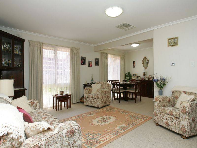 6 Keysborough Street, Craigieburn VIC 3064