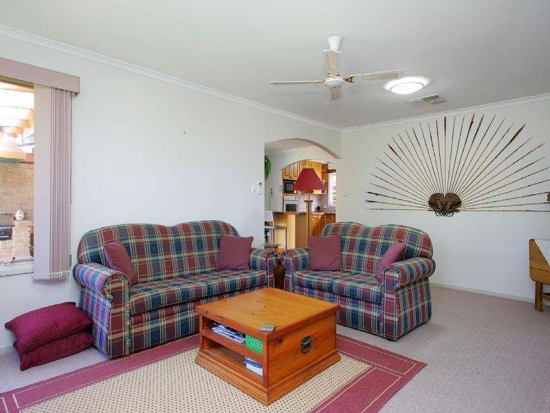 6 Keysborough Street, Craigieburn VIC 3064