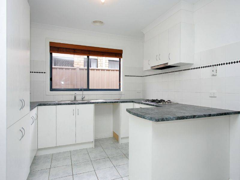 38 Parramatta Walk, Craigieburn VIC 3064