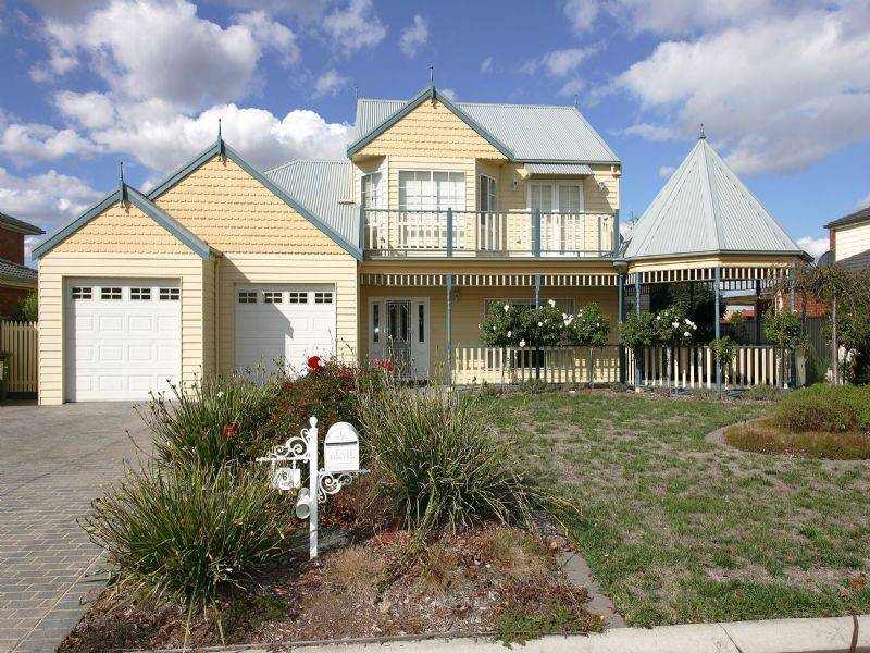 6 Sunset Court, Craigieburn VIC 3064
