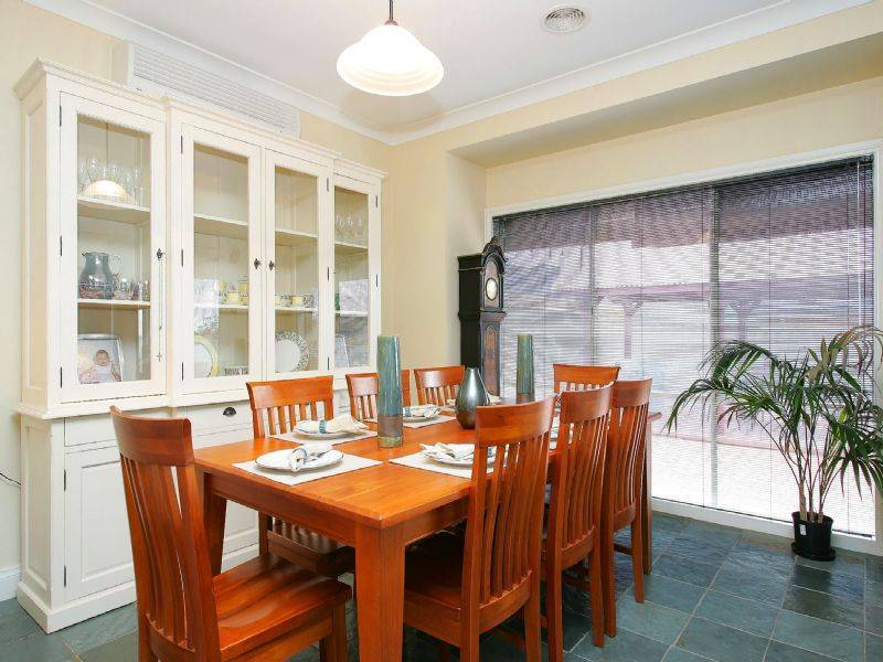 9 Parkstone View, Craigieburn VIC 3064