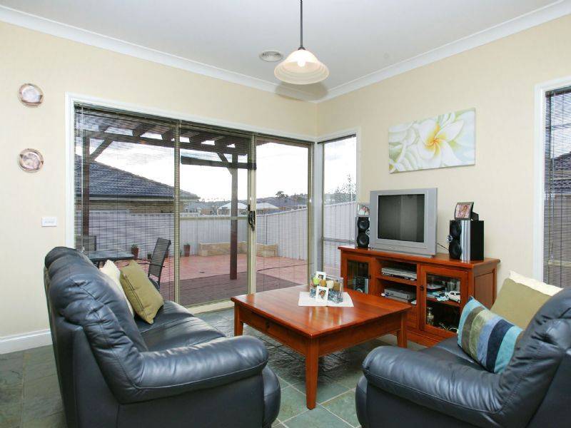 9 Parkstone View, Craigieburn VIC 3064