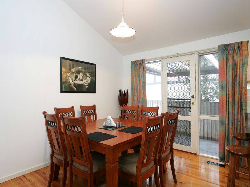 6 Second Avenue, Craigieburn VIC 3064